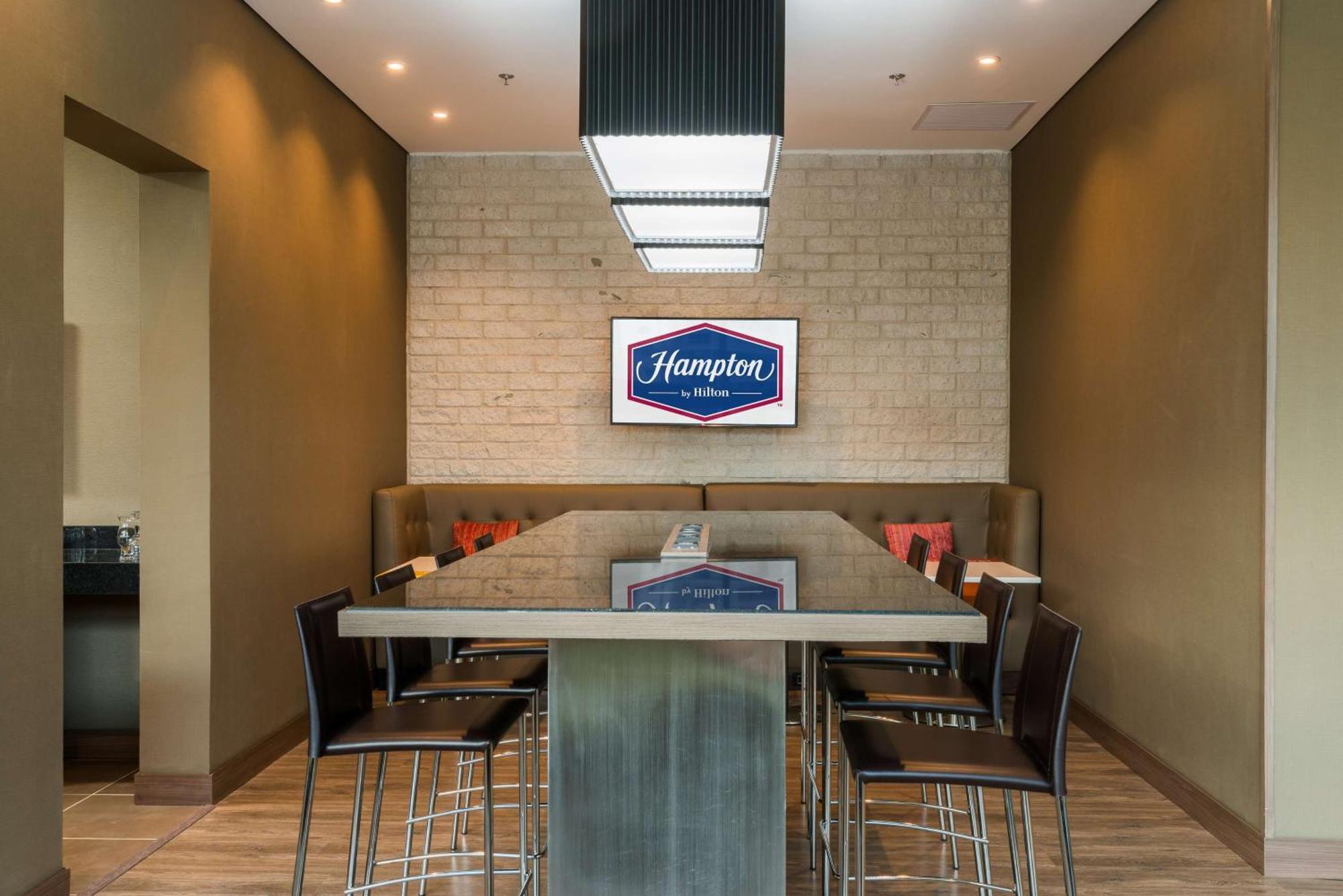 Hampton By Hilton